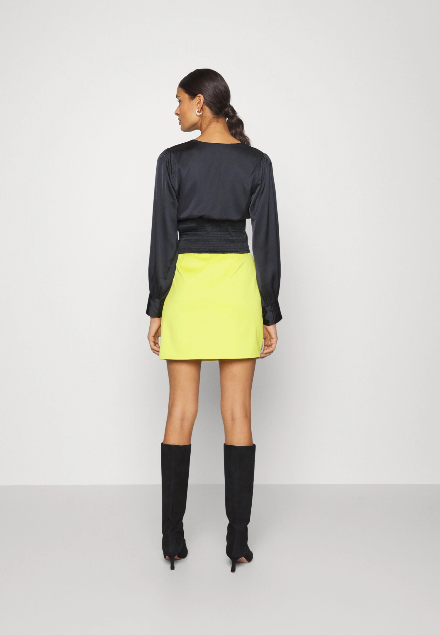 SAMSØE SAMSØE Casja Skirt - Minijupe - Blazing Yellow 5 SAMSØE SAMSØE Casja Skirt - Minijupe - Blazing Yellow – Image 3