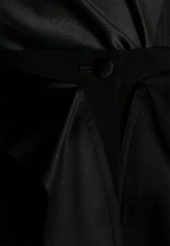 Emporio Armani Gonna - Jupe Trapèze - Nero 15 Emporio Armani Gonna - Jupe Trapèze - Nero -ESPRIT Soldes 22e33f106c49438f9b59af17fcef8538