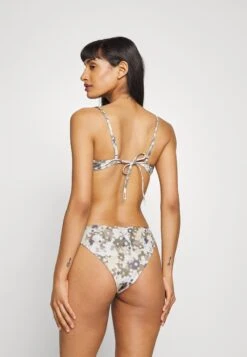 SAMSØE SAMSØE Leah - Haut De Bikini - Olive -ESPRIT Soldes 31d2b3de9b8e45b0931b0a1b1ddd0716