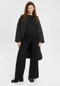 ESPRIT T-Shirt Basique - Black 11 ESPRIT T-Shirt Basique - Black -ESPRIT Soldes 3a9a887dfd9645e39a9785cb8cff56ae