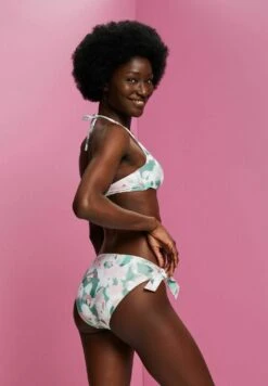 ESPRIT Bas De Bikini - Khaki Green 12 ESPRIT Bas De Bikini - Khaki Green -ESPRIT Soldes 3b79381deaae4fca9bb1b10a3afbf40c