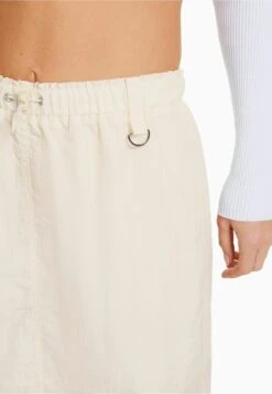 BERSHKA Effect - Midi - Jupe Trapèze - Beige 9 BERSHKA Effect - Midi - Jupe Trapèze - Beige -ESPRIT Soldes 4338c89c176941328778c7805fc90eb8