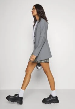 Modström Badia Skirt - Minijupe - Black/White -ESPRIT Soldes 43dbb4ce39bd4eb699db27e3d2caffb6