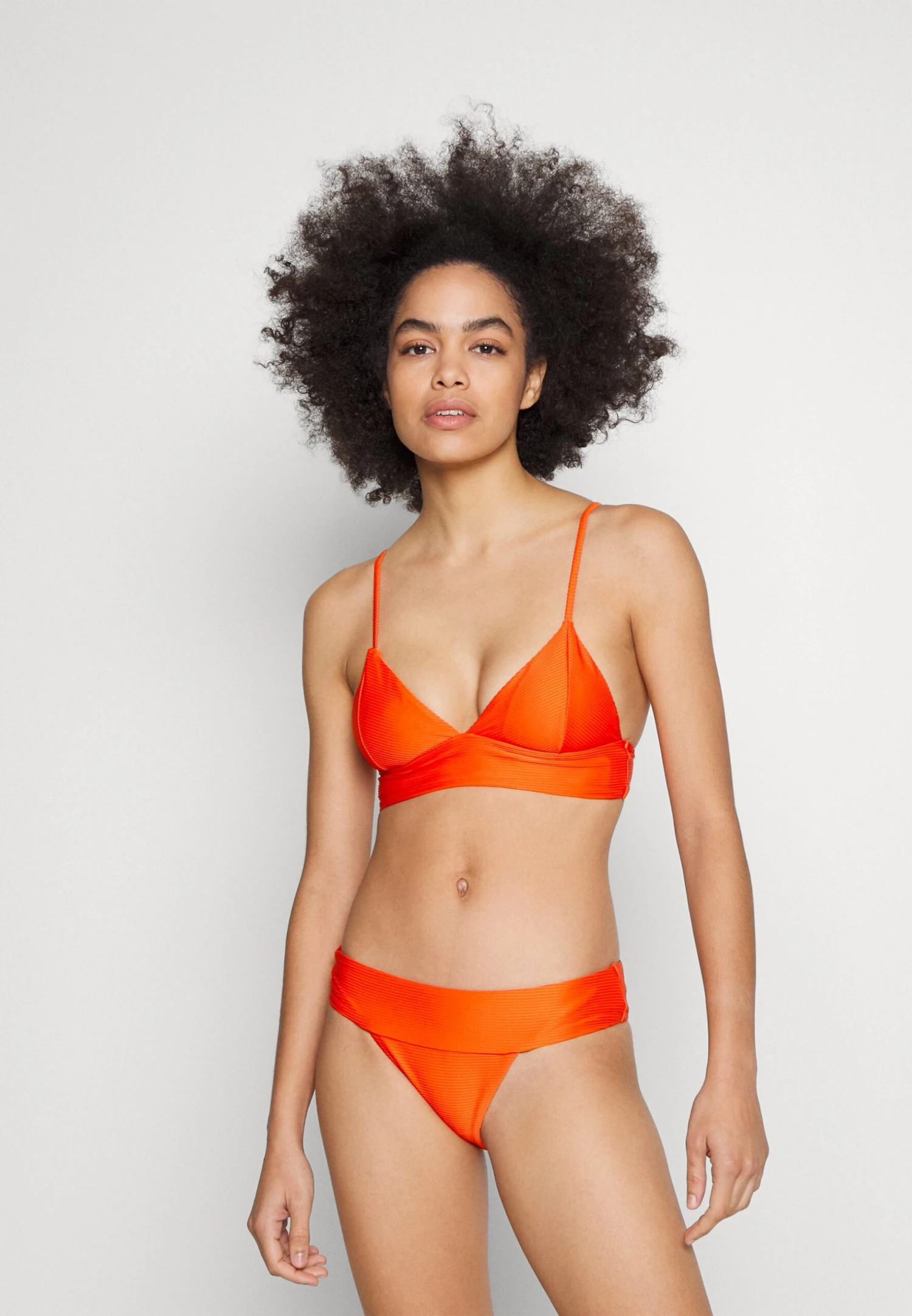 ONLY Onlbobby Life 2 Pack - Bas De Bikini - Cherry Tomato/Black 3 ONLY Onlbobby Life 2 Pack - Bas De Bikini - Cherry Tomato/Black