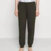 CALVIN KLEIN UNDERWEAR Jogger - Bas De Pyjama - Olive 2 CALVIN KLEIN UNDERWEAR Jogger - Bas De Pyjama - Olive -ESPRIT Soldes 593f4932b01b4d798bcfa8f2091d4c12