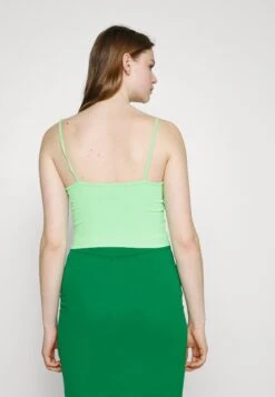 ONLY Onlsophia - Débardeur - Summer Green -ESPRIT Soldes 5d96907e4de145b09514a7e5443e3a40