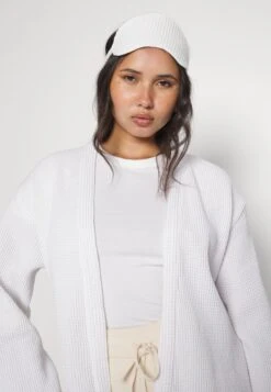 Seafolly Gifting Lounge Set - Peignoir - White 13 Seafolly Gifting Lounge Set - Peignoir - White -ESPRIT Soldes 694f42a5febb4c4e981400d70695e809