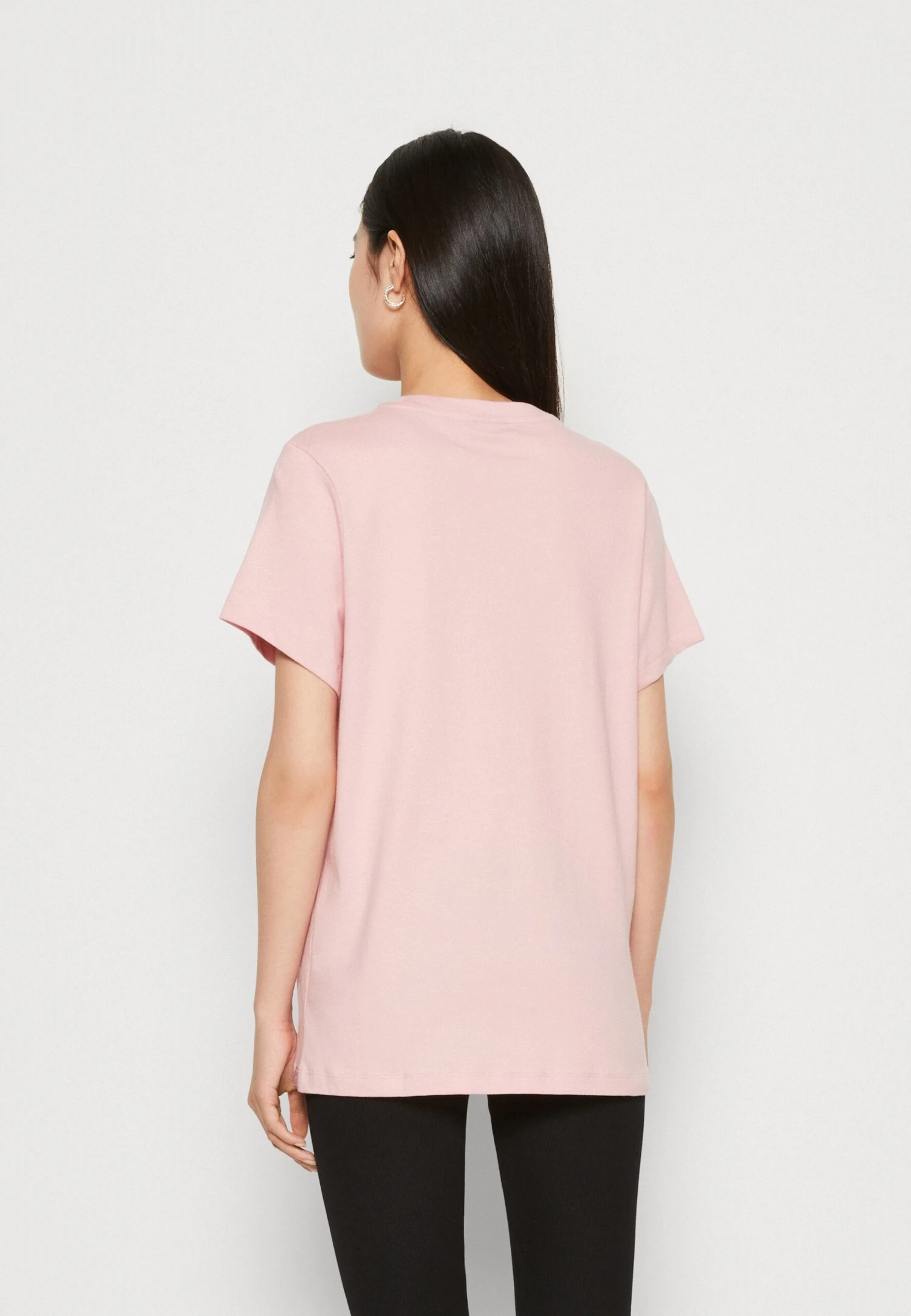 Ellesse Tressa - T-Shirt Imprimé - Light Pink 5 Ellesse Tressa - T-Shirt Imprimé - Light Pink – Image 3