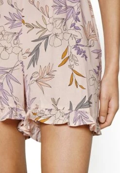 ONLY Onlnova Life Playsuit - Combinaison - Peach Blush Leonora 15 ONLY Onlnova Life Playsuit - Combinaison - Peach Blush Leonora -ESPRIT Soldes 8701aa08c7e14d3d91c73954ebd0d4ed