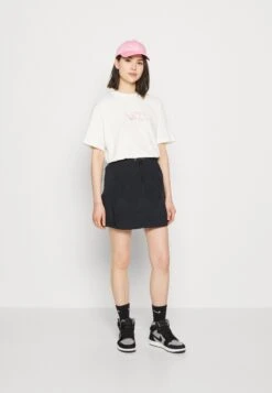 Nike Sportswear Air Skirt - Jupe Trapèze - Black/White 9 Nike Sportswear Air Skirt - Jupe Trapèze - Black/White -ESPRIT Soldes 953f92d30548462880583d26235b5df2