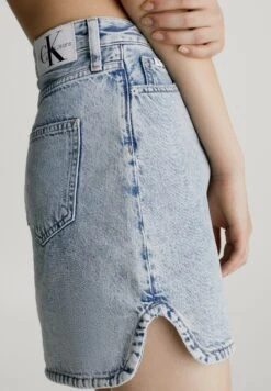 Calvin Klein Jeans Jupe En Jean - Denim Light -ESPRIT Soldes 9e3d0f8ca7854245a33f06ed7200266e