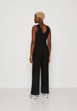 ONLY Onlnella - Combinaison - Black 10 ONLY Onlnella - Combinaison - Black -ESPRIT Soldes b453cb97bd73401ab35f253b1f2cb020