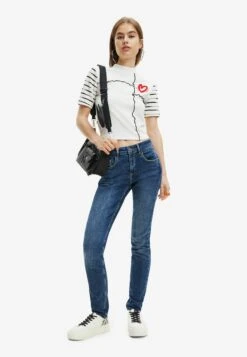 Desigual Tropical Wrap Crop - T-Shirt Imprimé - White -ESPRIT Soldes d5fcb2c1917b4daea59adce70f9da379