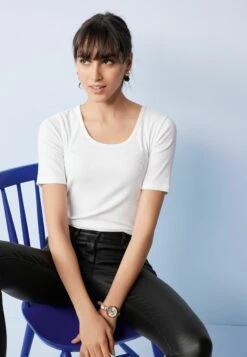 Next Scoop Neck Half Sleeve Standard - T-Shirt Basique - White 10 Next Scoop Neck Half Sleeve Standard - T-Shirt Basique - White -ESPRIT Soldes df3987b1d68d4fcdba0c51c1b08cca4d