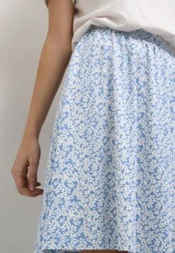 Kaffe Kahazel - Jupe Trapèze - Blue Chalk Flower Print 11 Kaffe Kahazel - Jupe Trapèze - Blue Chalk Flower Print -ESPRIT Soldes e1da7ce1c96b44d1938b71d6268e2665