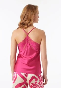 ETAM Epatante - Caraco - Haut De Pyjama - Fuschia 8 ETAM Epatante - Caraco - Haut De Pyjama - Fuschia -ESPRIT Soldes f5f51ae4457c4435bec0defeee72caf1